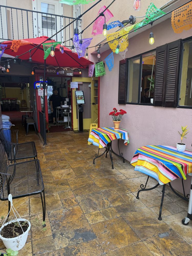 Inside Taqueria Don Taco